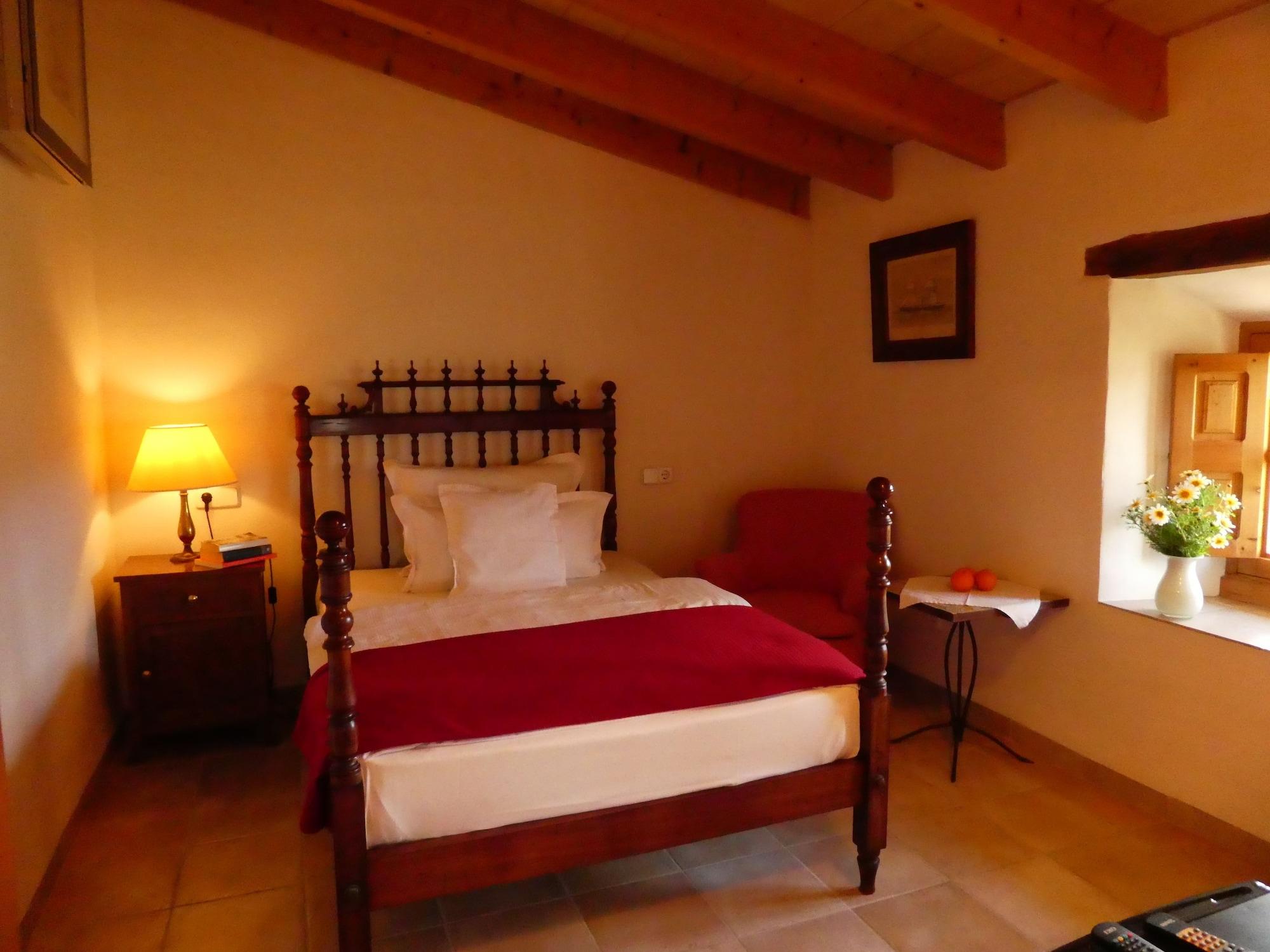 Hotell Estades 4*