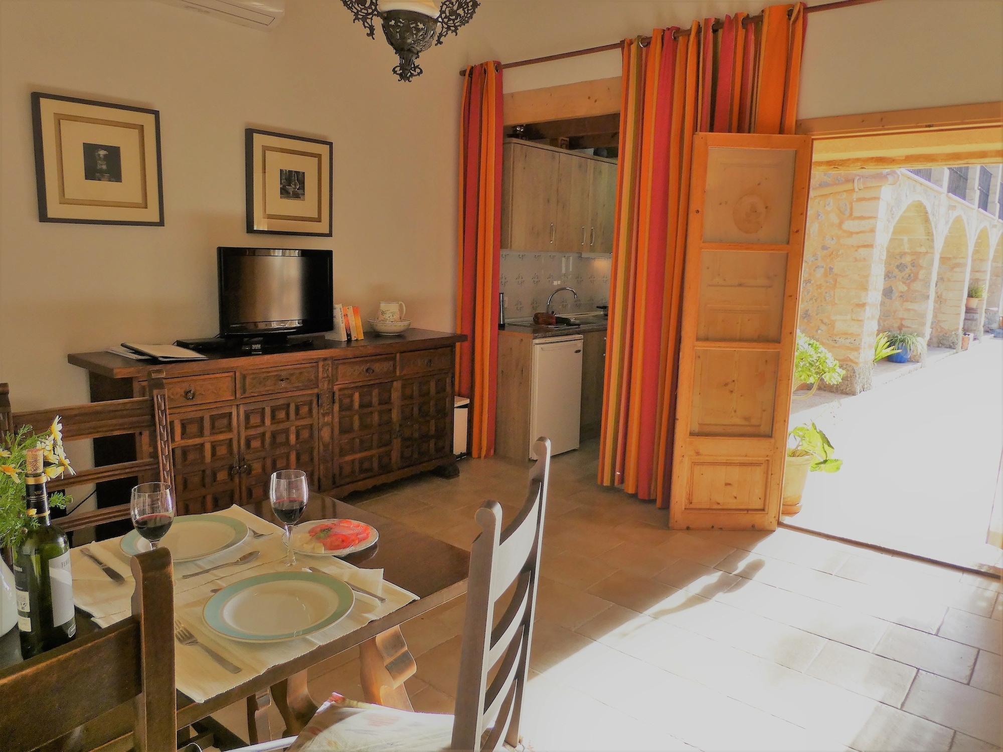 Estades Hotell